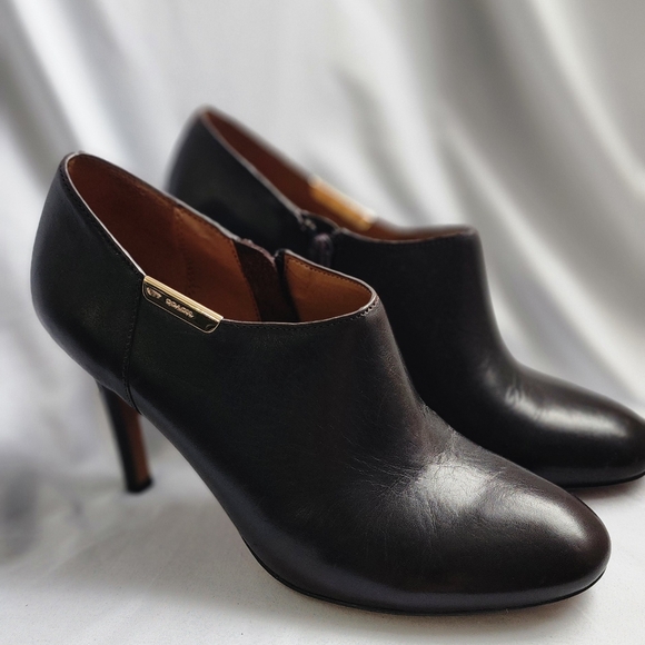 Coach Brown Women's Ankle Boots - Picture 5 of 5